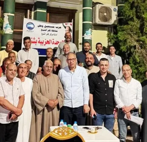 في-لقاء-جماهيري-بقرية-“شنو”-النائب-السعيد-عمارة:-مستقبل-وطن-شريك-في-بناء-الدولة.-لا-نرفع-شعارات-بل-نعمل-بين-الناس