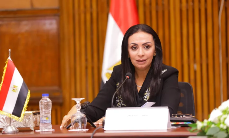 وزيرة-التضامن-تتابع-إجراءات-التعامل-مع-تقلبات-الطقس-على-مدار-الساعة