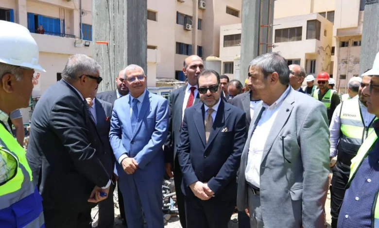 طفرة-طبية-وتعليمية-في-قلب-الشرقية.-رئيس-جامعة-الزقازيق-يتابع-تنفيذ-مستشفيي-الرمد-والتخصصي-ضمن-خطة-تطوير-البنية-الصحية-الجامعية