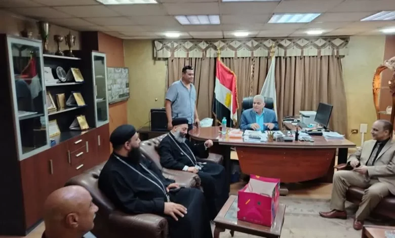 وحدة-وطنية-على-أرض-حلوان.-وفد-كنسي-يهنئ-المسلمين-بعيد-الأضحى-في-مشهد-يجسد-روح-المحبة-والمواطنة