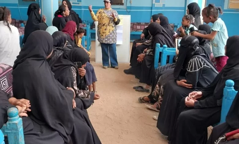 قومي-المرأة-يواصل-تدريباته-حول-”-التثقيف-المالي-خارج-مجموعات-الادخار-والإقراض-الرقمى-”-بقرى-محافظة-أسوان