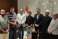 ساويرس-والسعيد-كامل-يمنحان-ابن-الشهيد-خالد-عبد-العال-مليون-جنيه:-“إحنا-تحت-أمرك.-ووالدك-بطل-أنقذ-مدينة