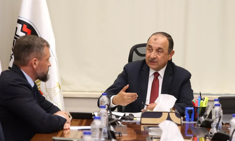 وزير-قطاع-الأعمال-العام-يبحث-مع-تحالف-بقيادة-“روسال”-الروسية-سبل-التعاون-في-مجال-الألومنيوم