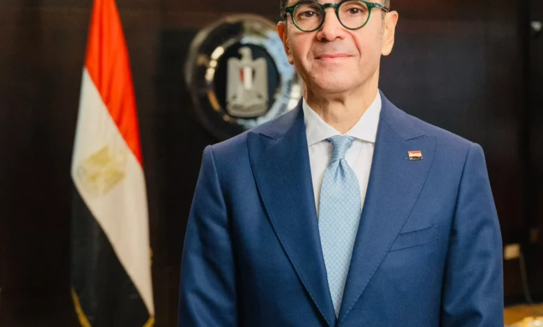 وزير-الاستثمار-والتجارة-الخارجية-يتوجه-لدولة-الصين-في-زيارة-هامة-تستهدف-تعزيز-العلاقات-الاقتصادية-المشتركة-بين-البلدين