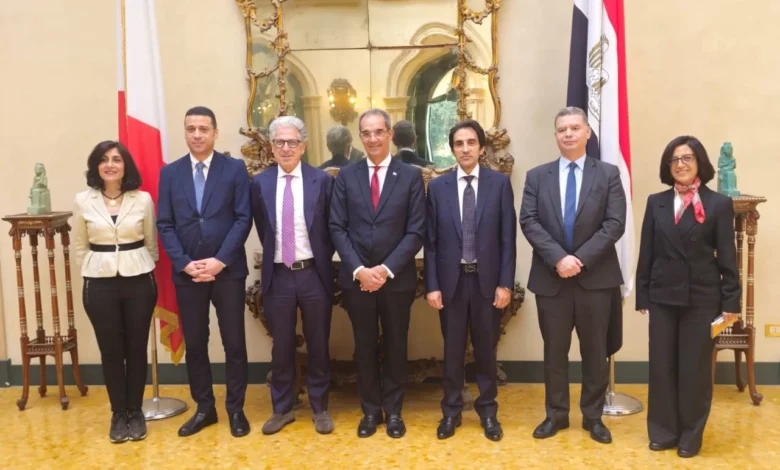 الدكتور/-عمرو-طلعت-وزير-الاتصالات-يختتم-زيارته-لايطاليا-ويبحث-مع-مسئولى-كبرى-الشركات-التكنولوجية-العالمية-فرص-التوسع-فى-استثماراتها-فى-مصر