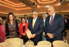 بالصور-محافظ-الجيزة-يفتتح-معرض-التراث-والحرف-اليدوية.-بمشاركة-٦٠-عارضاً-من-المحافظات-والسفارات