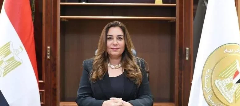 قومي-المرأة-يهنئ-وزيرة-التنمية-المحلية-لحصولها-على-جائزة-“الإنجاز-الوطني-2024”-في-قمة-“مصر-للأفضل”في-دورتها-العاشرة