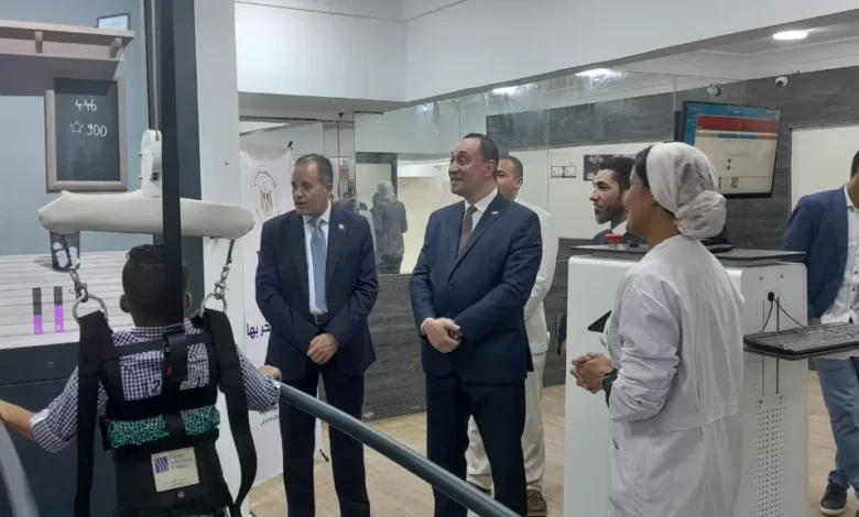 بنك-ناصر-يهدي-جهازًا-عالميًا-لعلاج-الشلل-الدماغي-بقيمة-12-مليون-جنيه