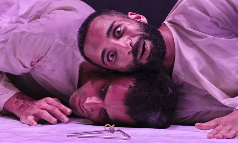 بين-التناص-والانتهاك:-أزمة-“الأولاد-الطيبون”-وانعكاساتها-على-مفاهيم-المسرح-المعاصر